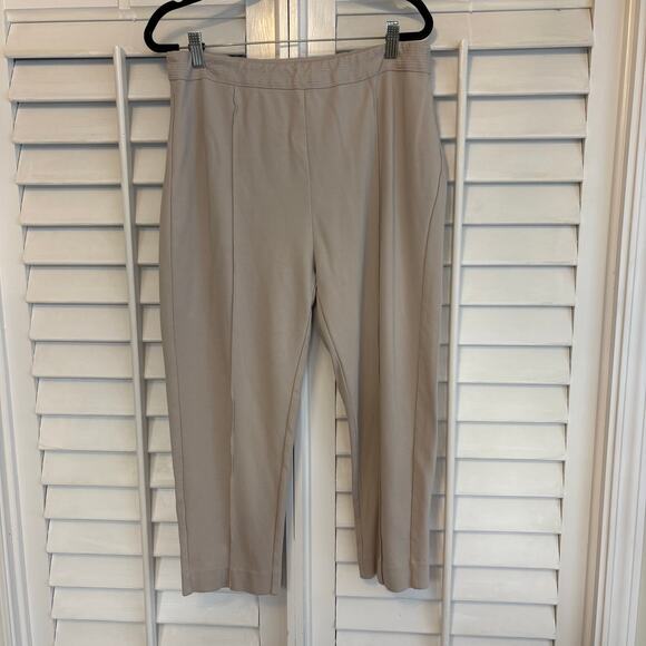 Soft Surroundings Tan Crops Size Large‎ - Picture 1 of 7